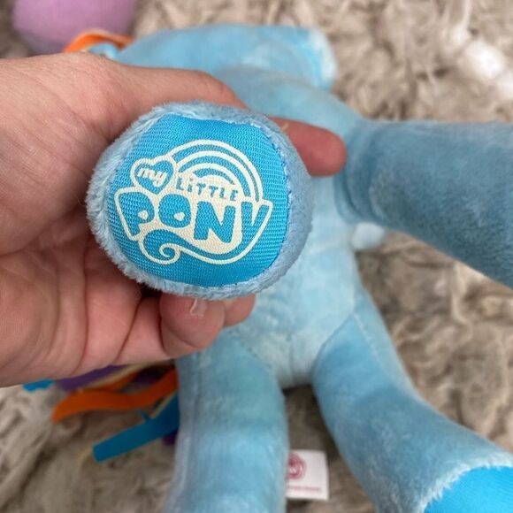 🌴 My Little Pony 11” Rainbow Dash Pegasus Plush - Picture 4 of 9